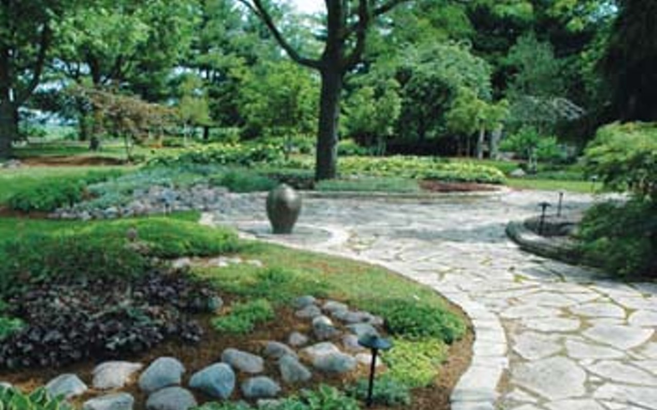 Outstanding country gardens on annual symphony tour