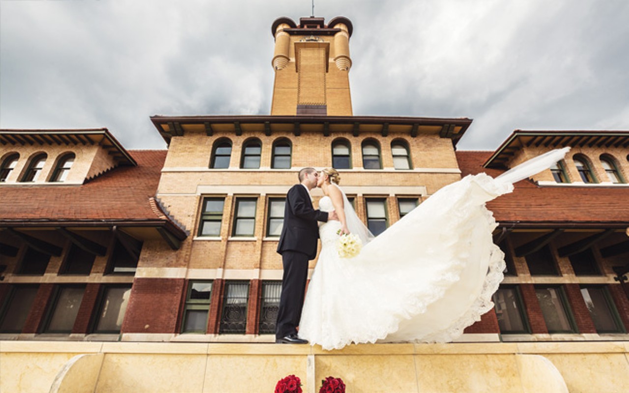 Pick the perfect wedding photographer