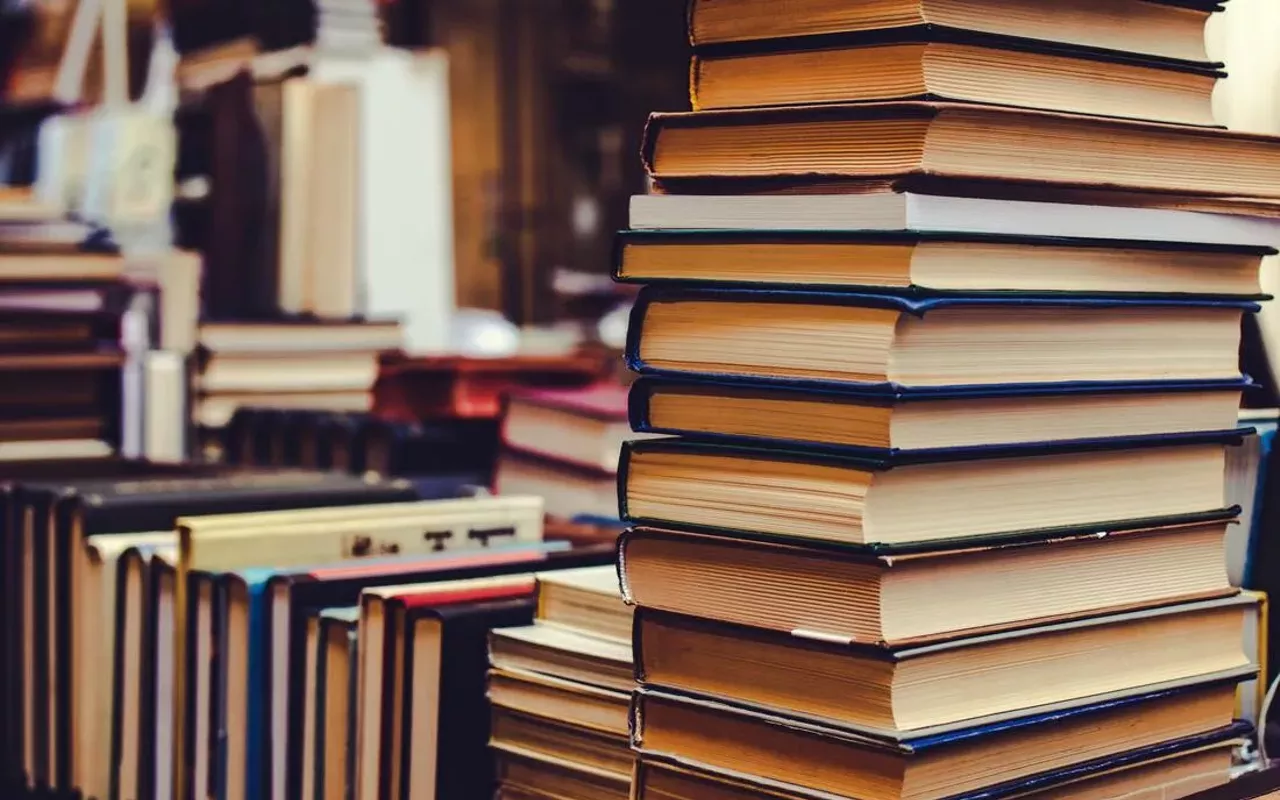 Image: Annual used book sale