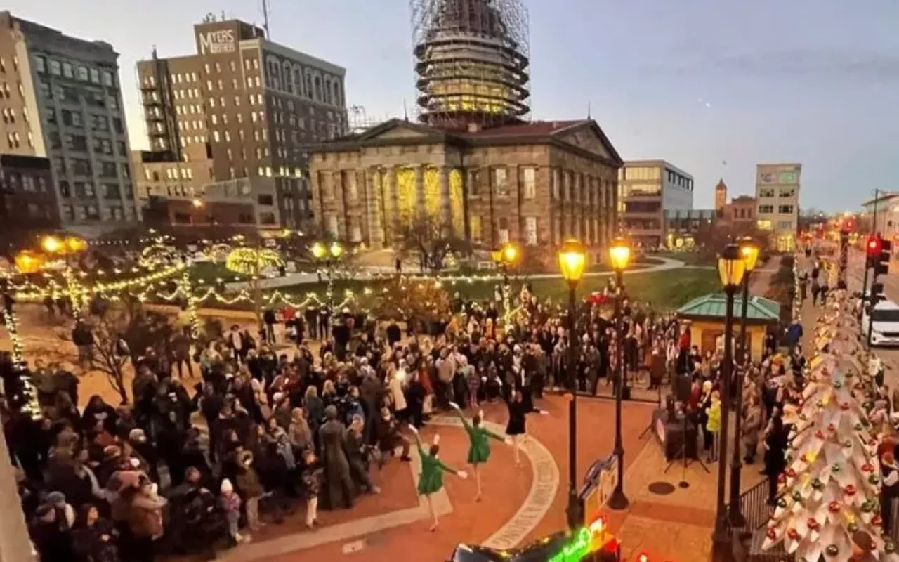 Image: Downtown Springfield Tree Lighting
