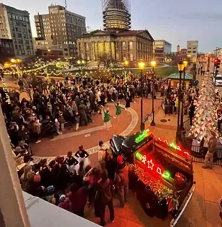 Image: Downtown Springfield Tree Lighting