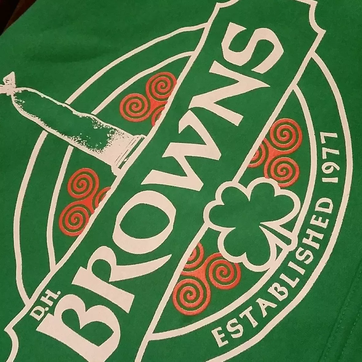 dh_brown_s.webp