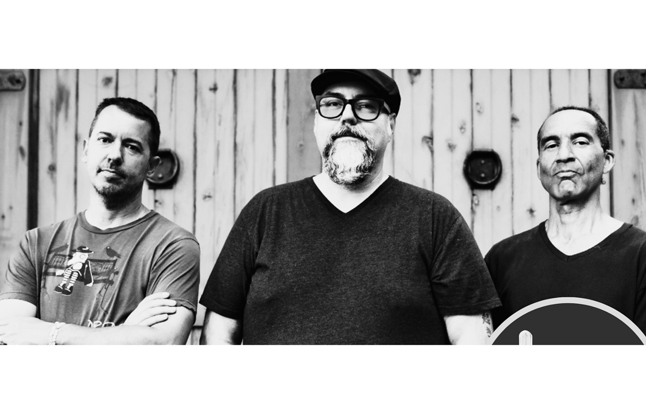 Image: Joel Gragg and The Filaments and 2-Bit Scoundrels