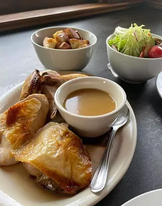 Image: Lonzerotti's Italian Restaurant