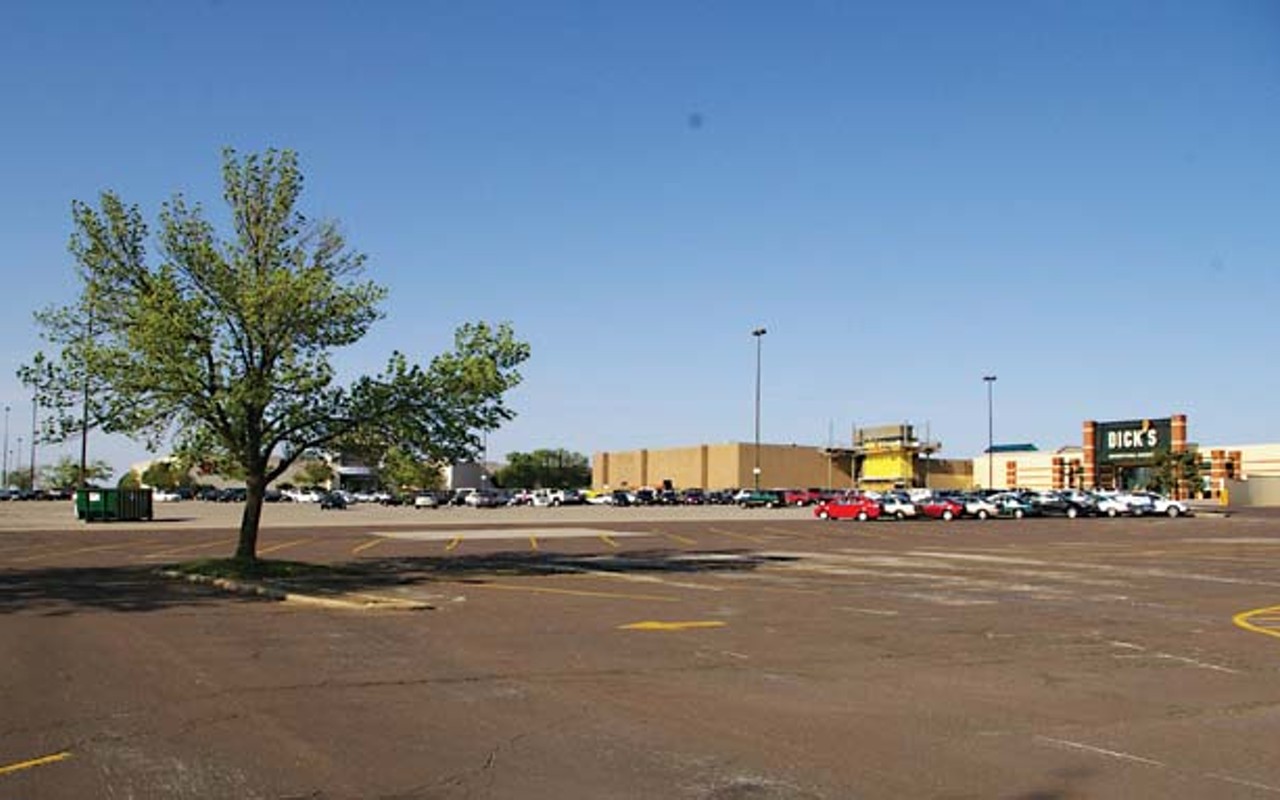 State buys former Sears space at White Oaks