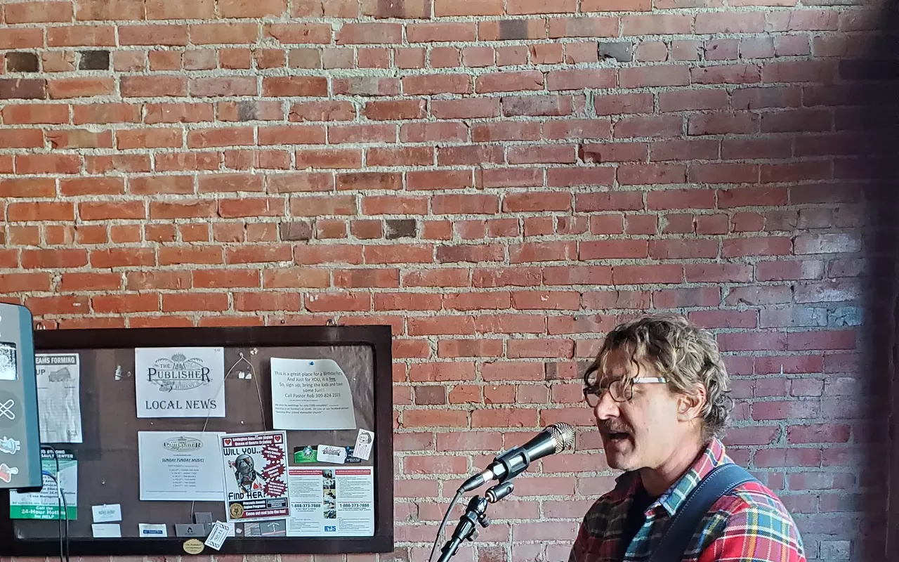 Image: Open mic with Tom Beverly