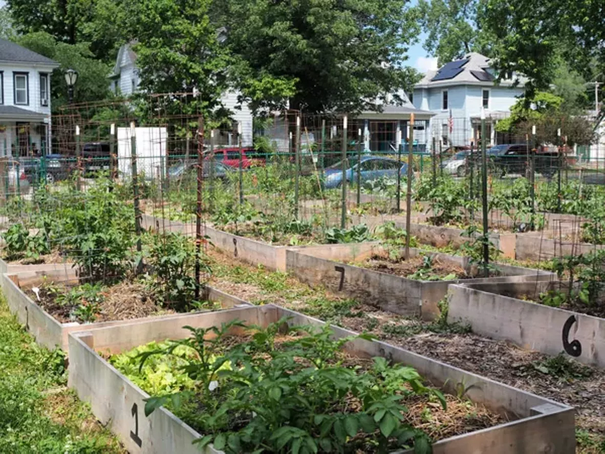 enos-park-neighborhood-garden.webp