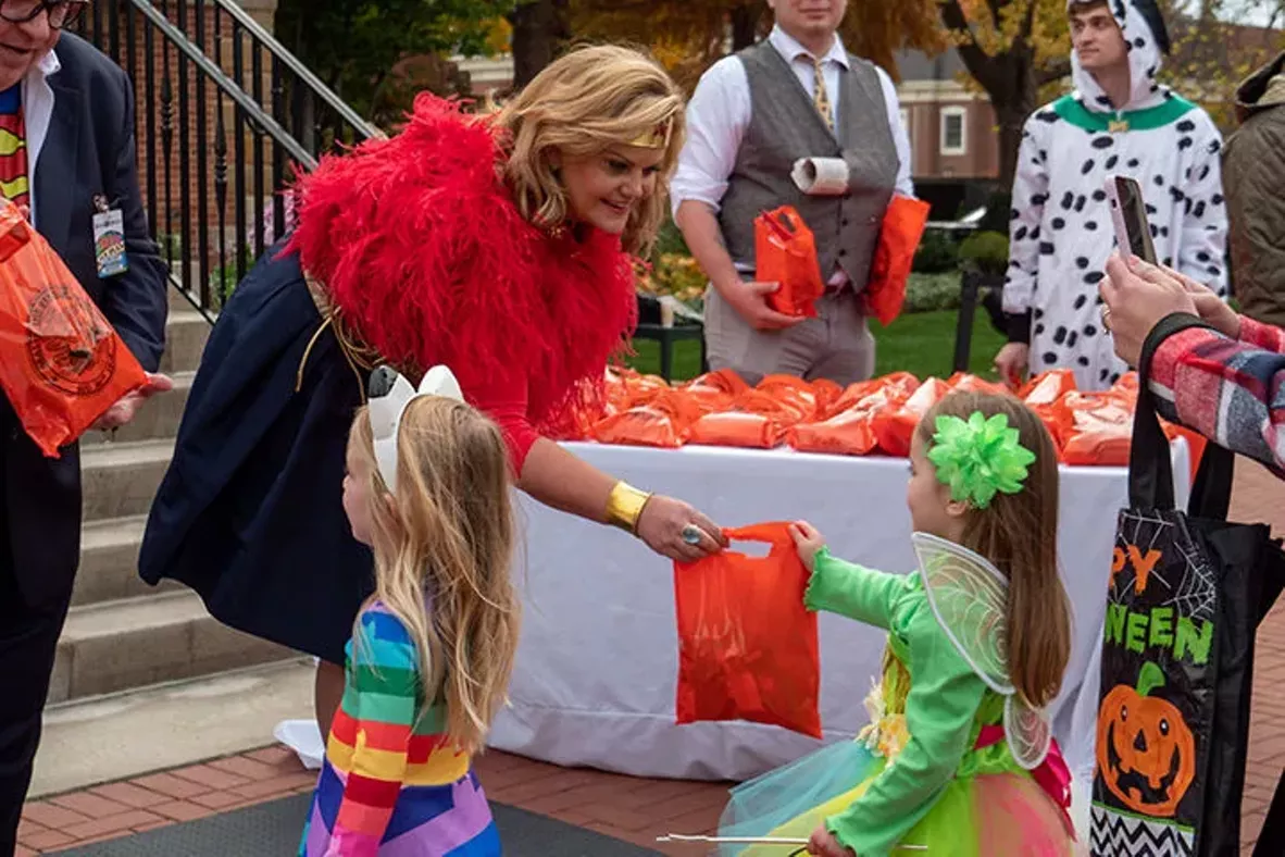 trick_or_treating_at_mansion.webp